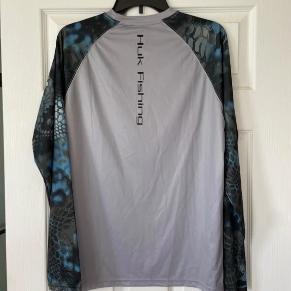 Men’s HUK Fishing Shirt - Size S - Picture 2 of 3